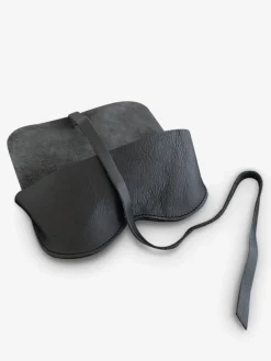L'Etui A Lunettes